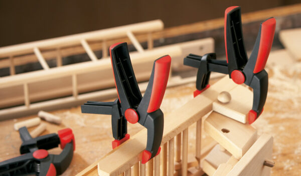 Bessey stega opružna XV5-100