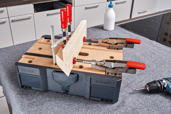 Bessey stega za vodoravno stezanje s postoljem STC-IHH25