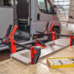 Bessey jednoručna stega s rotirajućom ručkom EZ360
