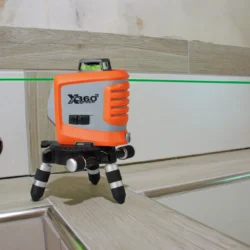 Nedo X-Liner 360 2 green samonivelirajući multi-linijski laserski mjerač